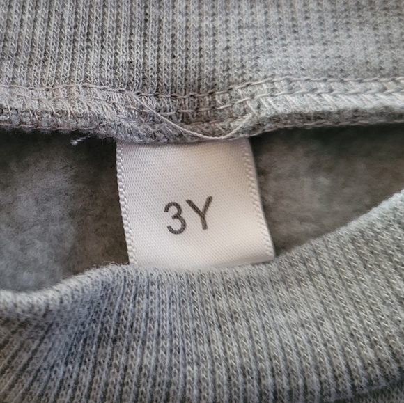 Basketball Sweater - Picture 5 of 5